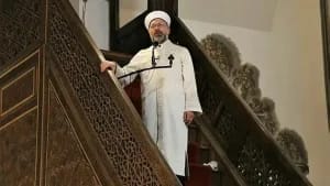 Diyanet İşleri Başkanlığının Cuma hutbesinde, "Kız çocuklarının da Allah’ın takdir
