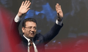 İstanbul Büyükşehir Belediye Başkanı ve CHP’nin Cumhurbaşkanı adayı Ekrem İmamoğlu,