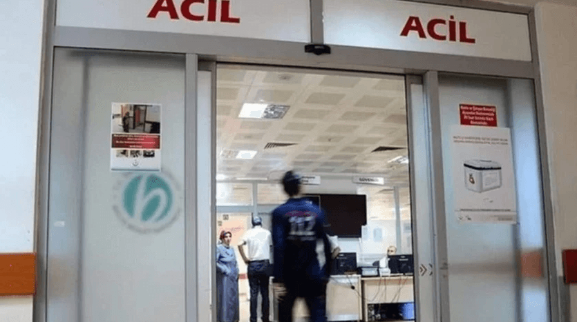 Hastanelerin mesai saatleri değişti! Tabip Odası tepki gösterdi Hastanelerde mesai saatindeki değişikliği mercek altına alan haber: Tabip Odası