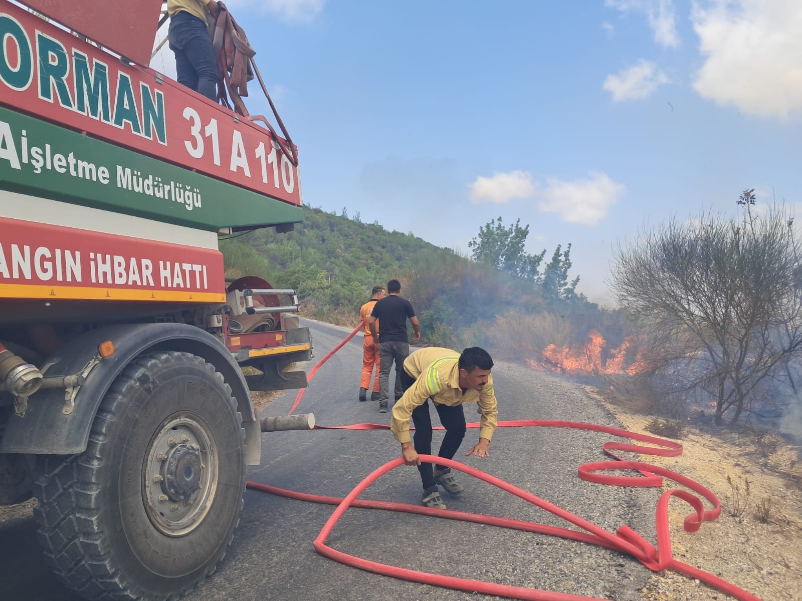 ÇANAKKALE-cikan-orman-yangini-kontrol-altina-alindi-0-nhbuJPAS.jpg