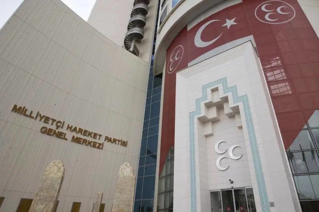 MHP’nin desteklediği bütçede ‘eleştirmiyoruz’ diyerek yaptığı konuşmalar dikkat çekti: MHP’den ‘eleştirmeyen’ eleştiriler