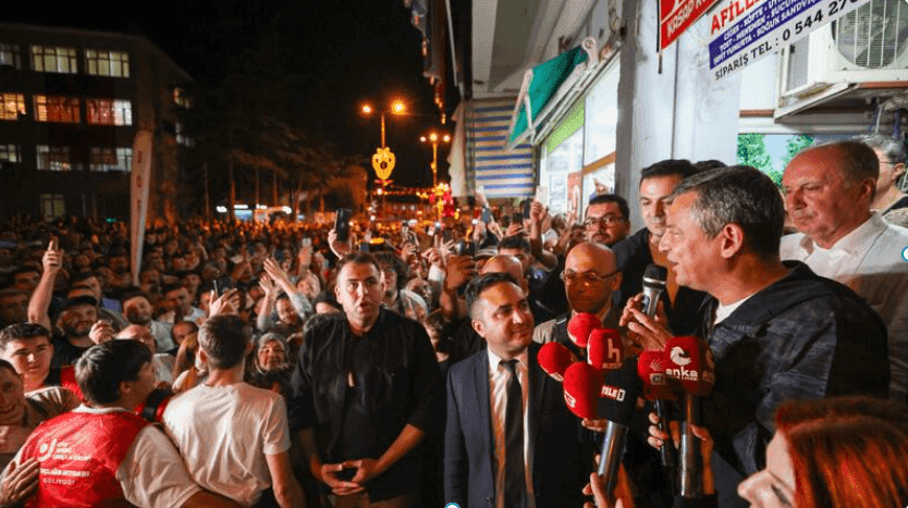 özgür özel afyon zafer yürüyüşü
