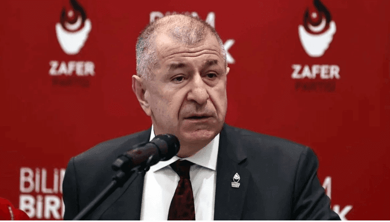 Zafer Partisi Genel Başkanı Ümit Özdağ, partisinin 4'üncü kuruluş yıl