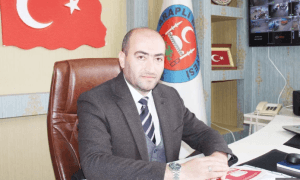 AKP'nin transfer operasyonları sürüyor. Belediye başkanı bir kez daha partisini