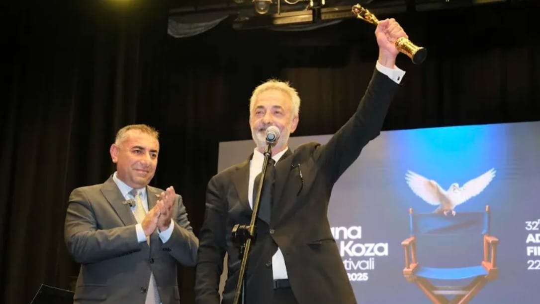 32’nci Uluslararası Adana Altın Koza Film Festivali kapsamında verilen onur
