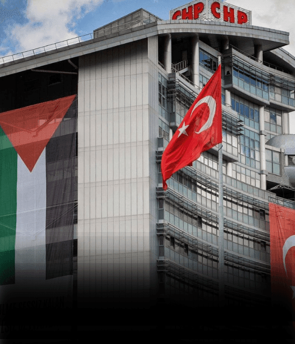 CHP lideri Özgür Özel, parti genel merkezinde Merkez Yönetim Kurulu