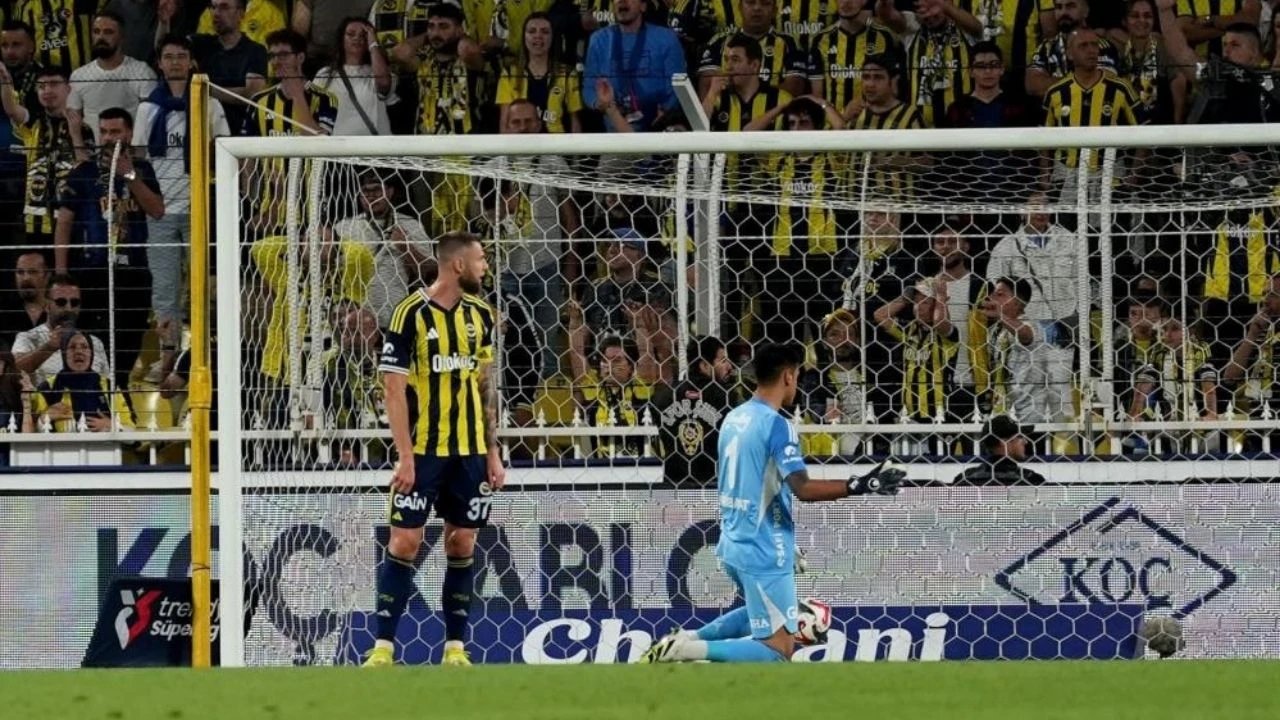 Süper Lig’in 1. hafta erteleme maçında Fenerbahçe, Alanyaspor ile karşı