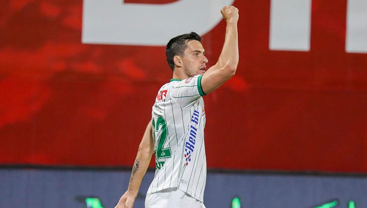 Galatasaray, Konyaspor'u 3-1 Yendi
80. dakikada Konyaspor'un Umut Nayir ile bulduğu gol maçın final skorunu belirledi: 3-1.