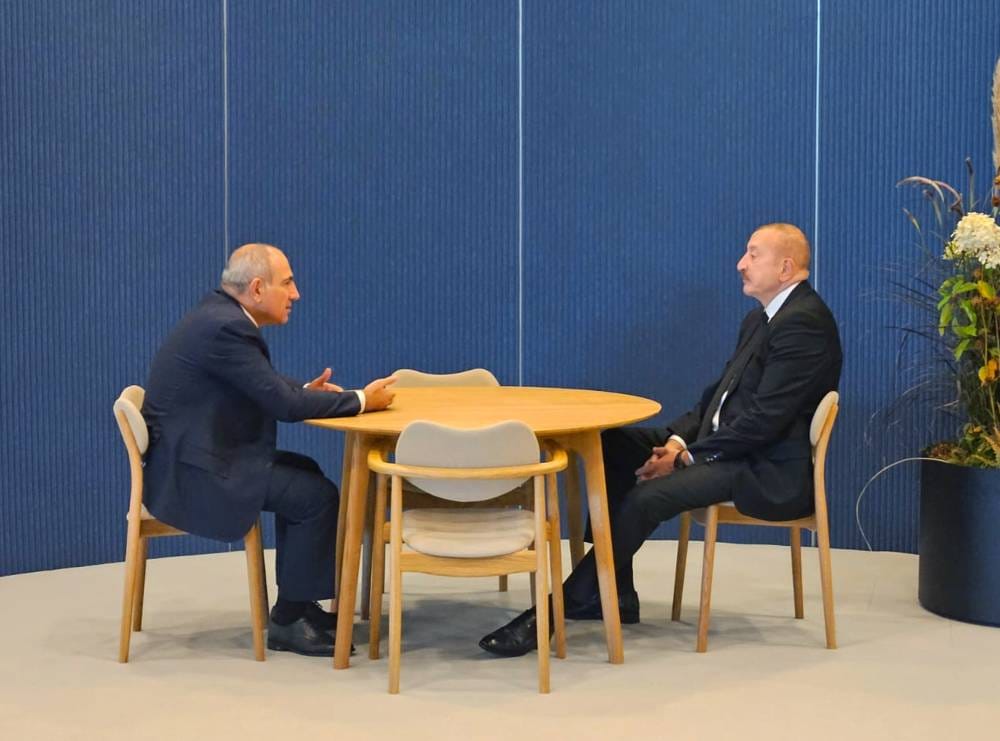 Aliyev ve Paşinyan Kopenhag'da Barış Sürecini Ele Aldı