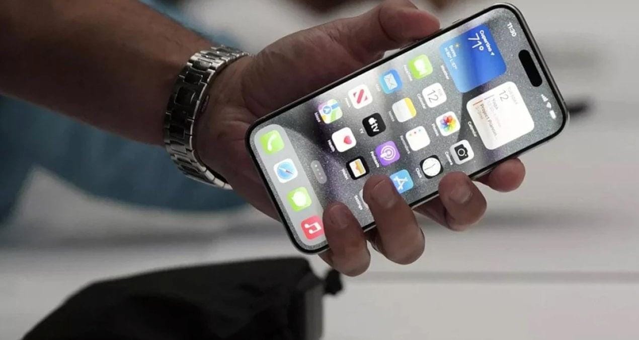 apple-iphone-uydu-hizmetini-uzatti-tpXtkA6B.jpg