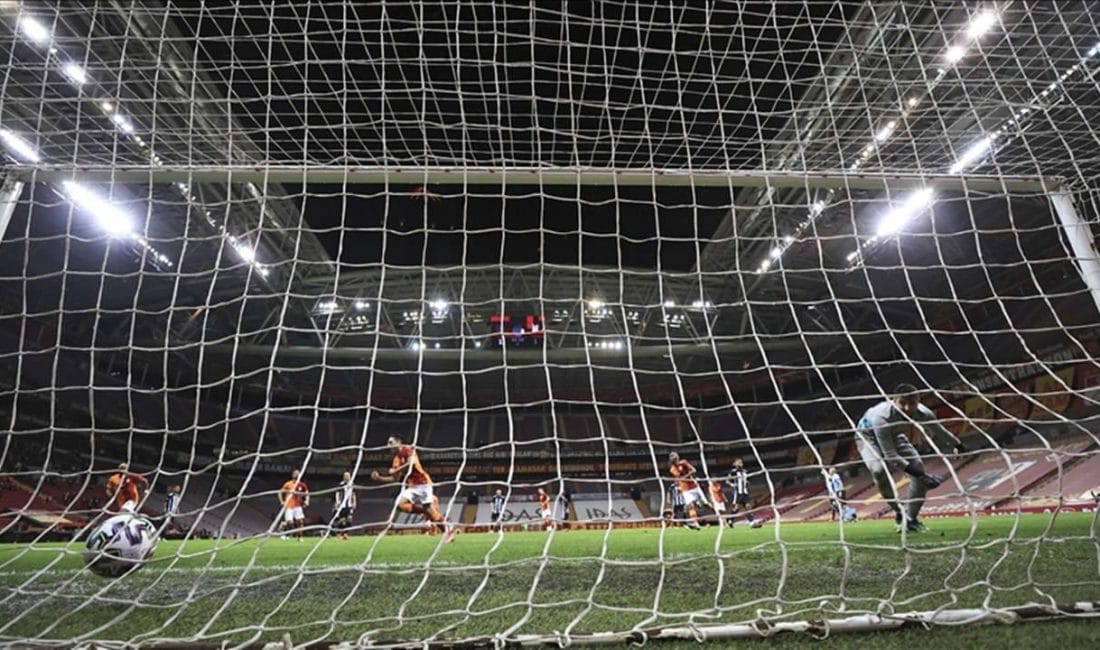 AYM, Futbol Yayınlarına Erişim Engeli Yetkisini İptal Etti: İfade Özgürlüğü Vurgusu Anayasa Mahkemesi (AYM), Cumhuriyet Halk Partisi’nin (CHP) başvurusu üzerine, internet