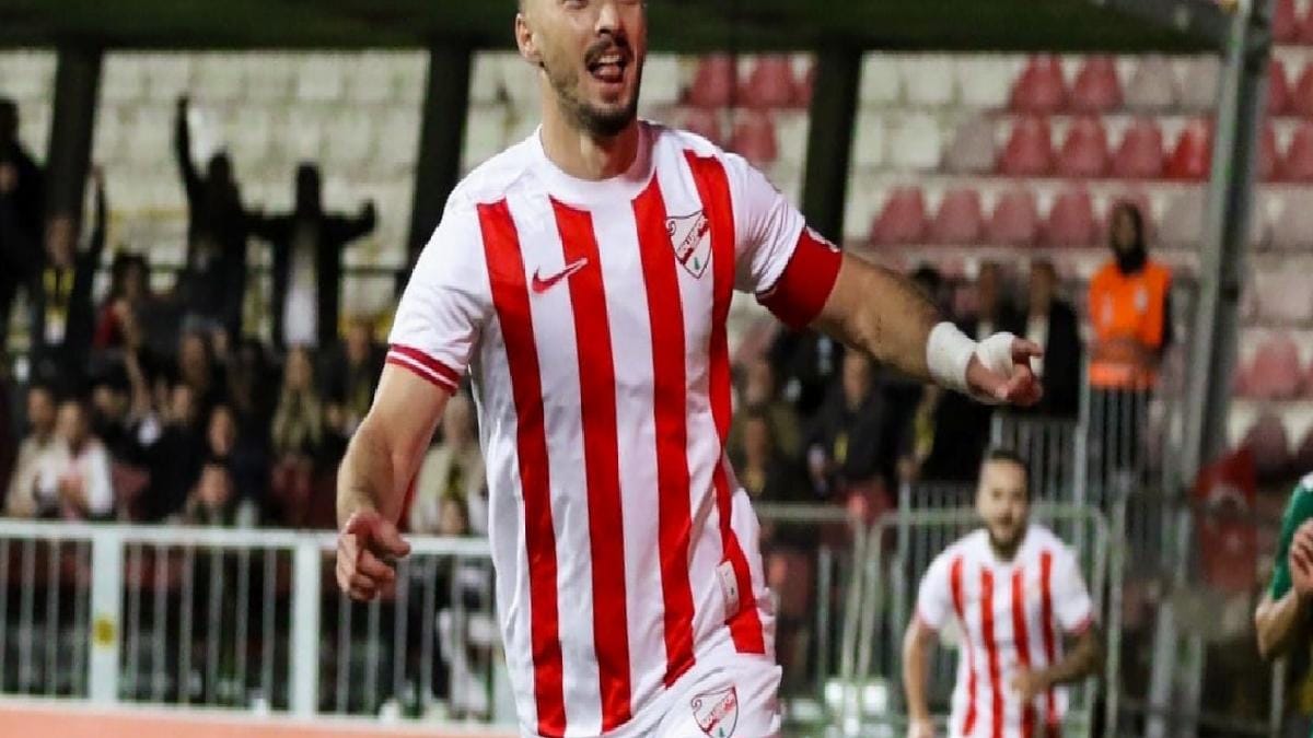 1’inci Lig ekiplerinden Boluspor forması giyen Florent Hasani, ligin ilk