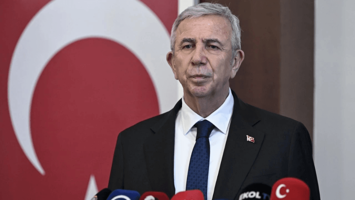 CHP Merkez Yönetim Kurulu, Genel Başkan Özgür Özel başkanlığında bir