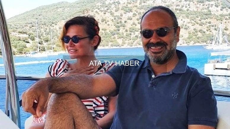 Tiyatroda Oynayacak İsimler Üzerine