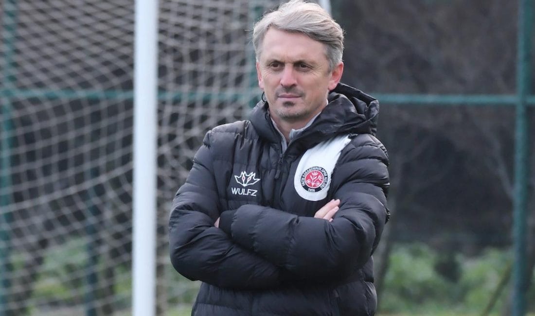 Eyüpspor Orhan Ak ile 3 Yıllık Anlaşmaya Vardı Eyüpspor, Teknik