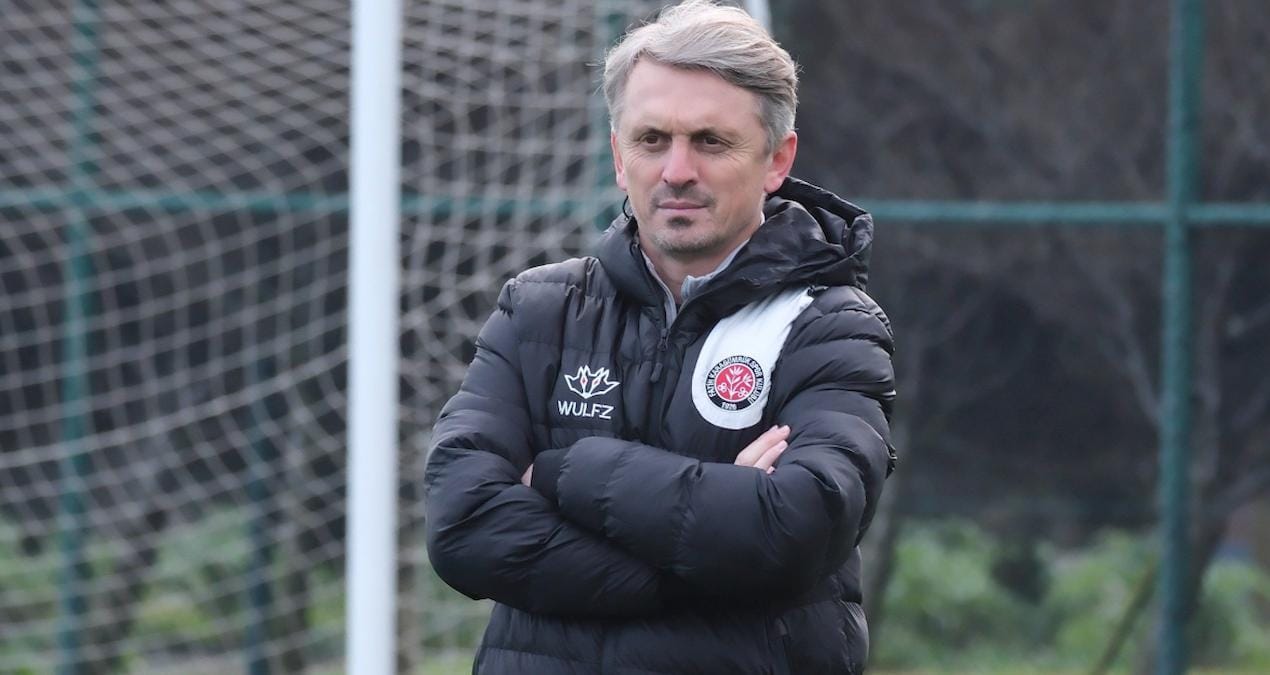 Eyüpspor Orhan Ak ile 3 Yıllık Anlaşmaya Vardı Eyüpspor, Teknik