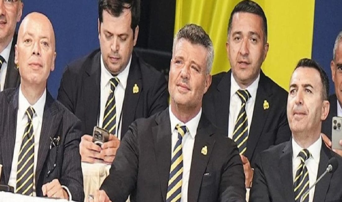 Fenerbahçe Yönetiminde Görev Dağılımı Belirlendi Fenerbahçe Spor Kulübü Yönetim Kurulu’nda