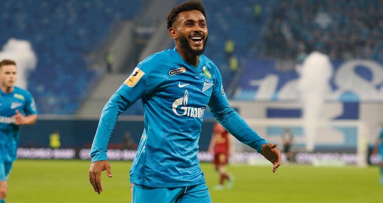 Fenerbahçe’de Transfer Gelişmeleri Fenerbahçe, orta sahadaki 8 numara pozisyonu için