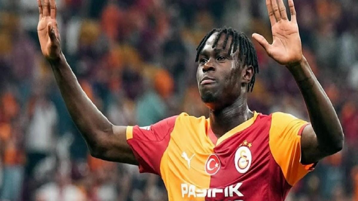 Galatasaray, Beşiktaş derbisinde yaşanan talihsiz bir sakatlık sonrası Wilfried Singo