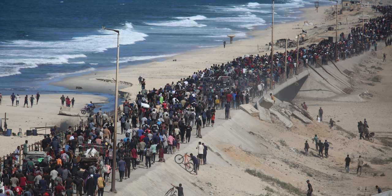 Gazze Şeridi’nde uzun süredir devam eden çatışmaların ardından ateşkesin yürürlüğe