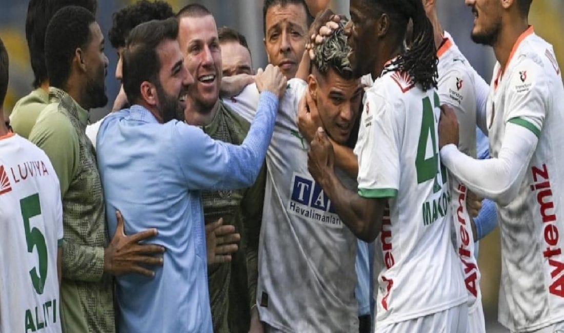 Trendyol Süper Lig’in 8. haftasında Gençlerbirliği ile Corendon Alanyaspor ekipleri