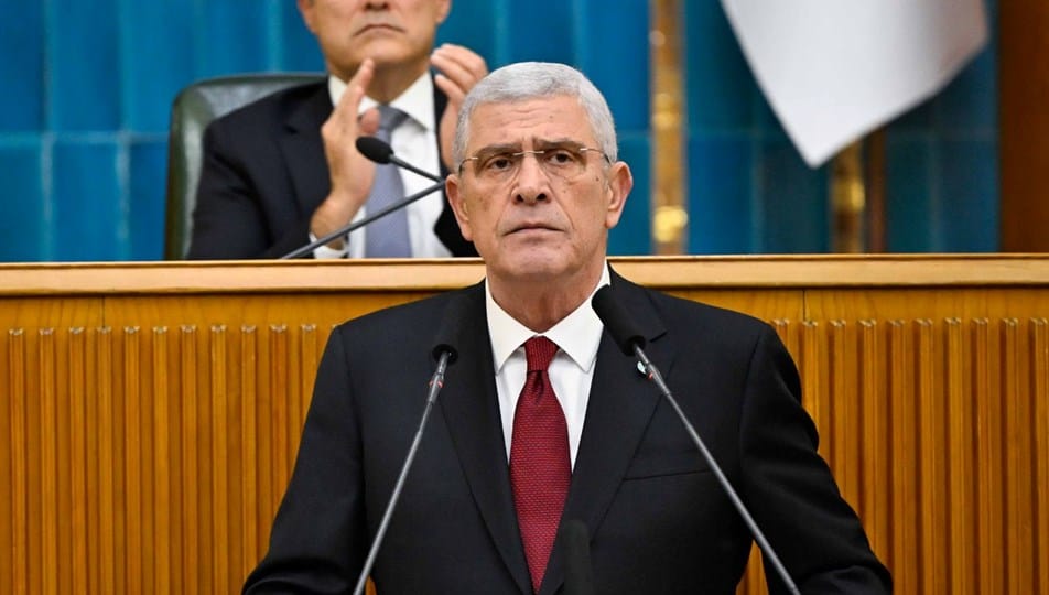 İYİ Parti Genel Başkanı Müsavat Dervişoğlu, CHP’nin TBMM açılış oturumuna