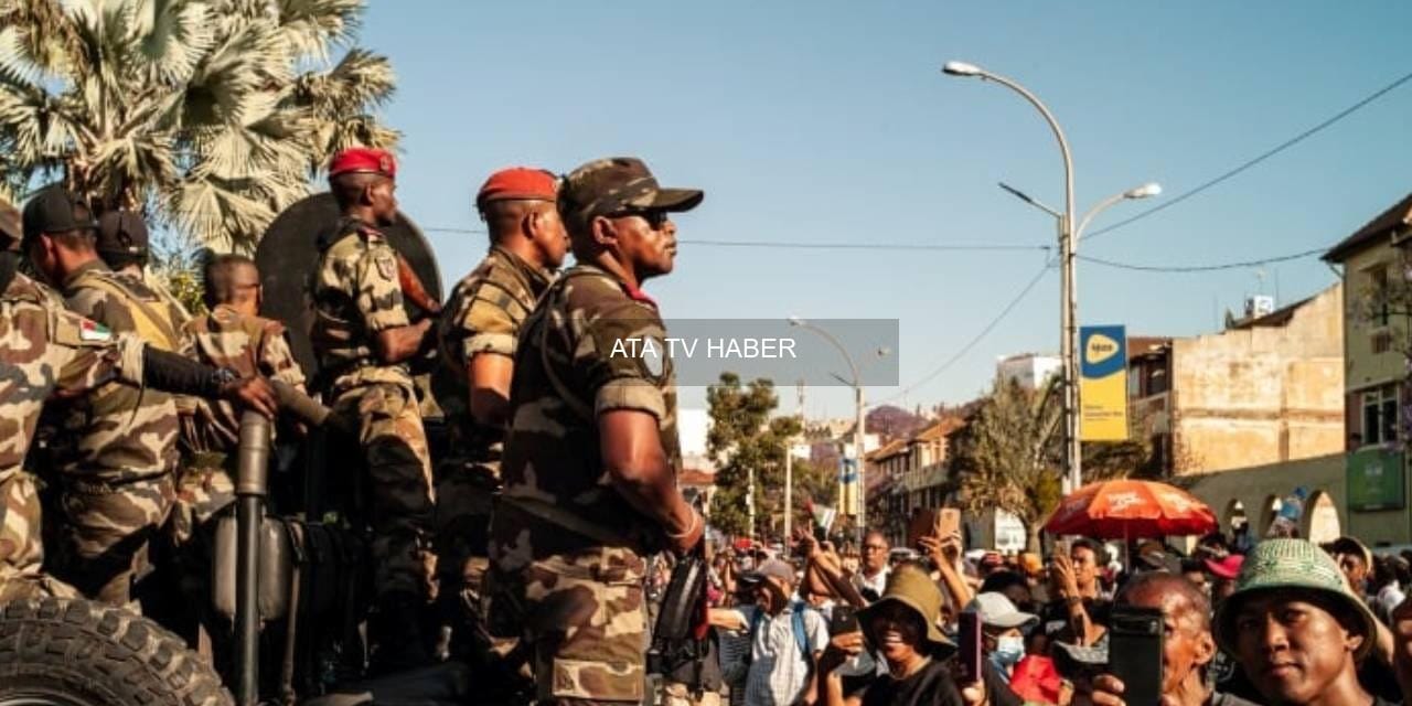 Madagaskar’da Gençlerin Önderliğinde Başlayan Protestolar Ordunun Müdahalesiyle Sonuçlandı