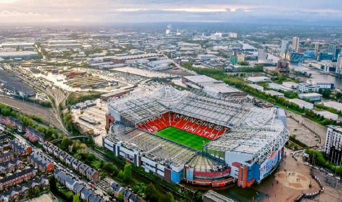 İngiltere Premier Lig‘in devlerinden Manchester United, aldığı sonuçlarla kötü gidişatını