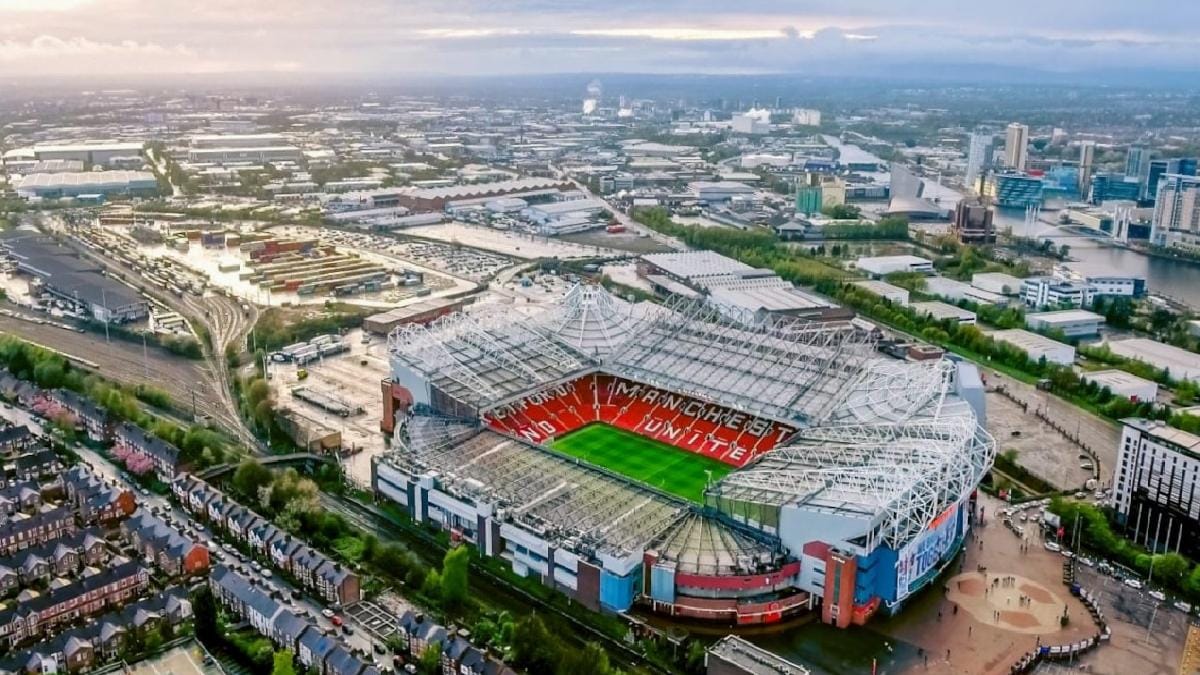 İngiltere Premier Lig‘in devlerinden Manchester United, aldığı sonuçlarla kötü gidişatını