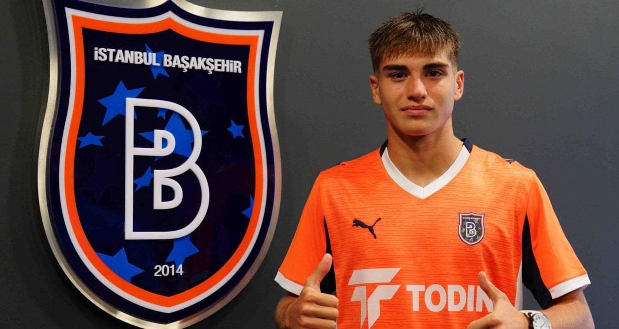 RAMS Başakşehir Güven Atalay ile Profesyonel Sözleşme İmzaladı RAMS Başakşehir,