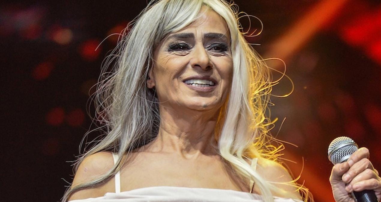 Tilbe’ye “Hayatınızın film olmasını ister misiniz?” sorusu yöneltildi. Ancak sanatçı,