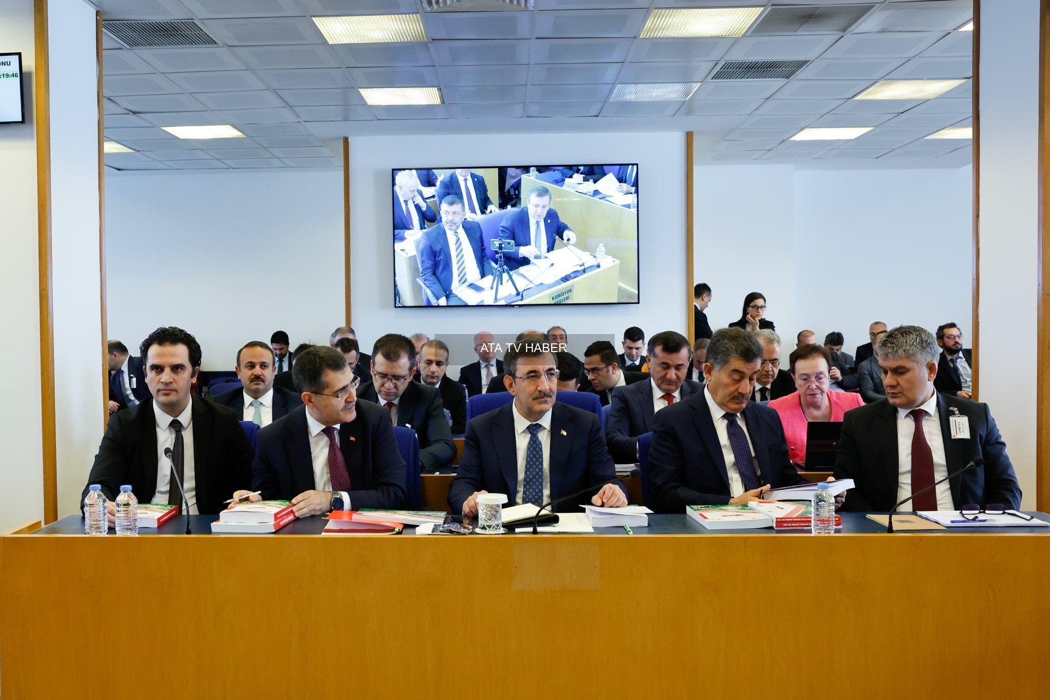 TBMM Genel Kurulu'nda Vergi ve Sosyal Güvenlik Düzenlemeleri Üzerine Kapsamlı Tartışma