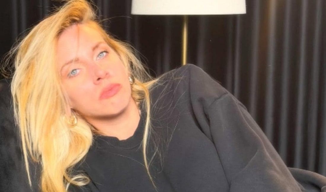 Melis İşiten, Atakan Özkaya İddialarını Reddetti 2014 yılında oyuncu Uraz