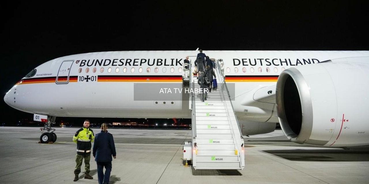 Almanya Dışişleri Bakanı Wadephul, Hükümet Uçağındaki Arıza Nedeniyle Tarifeli Uçuşla Güney Amerika'ya Gitti