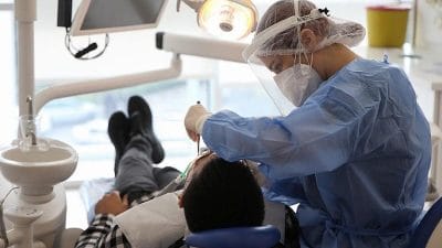 Nottingham Üniversitesi’nden Diş Minesini Onaran Protein Bazlı Jel Geliştirildi İngiltere’deki