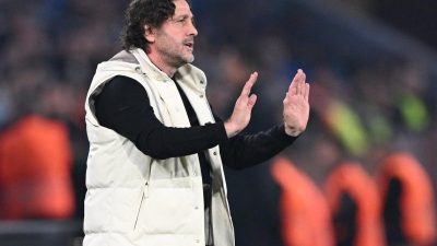 Fatih Tekke: ‘Elinde sopayla cephede bekliyorlar…’ Fatih Tekke Maç Sonrası Değerlendirmesi Trabzonspor, Süper Lig’in 14. haftasında