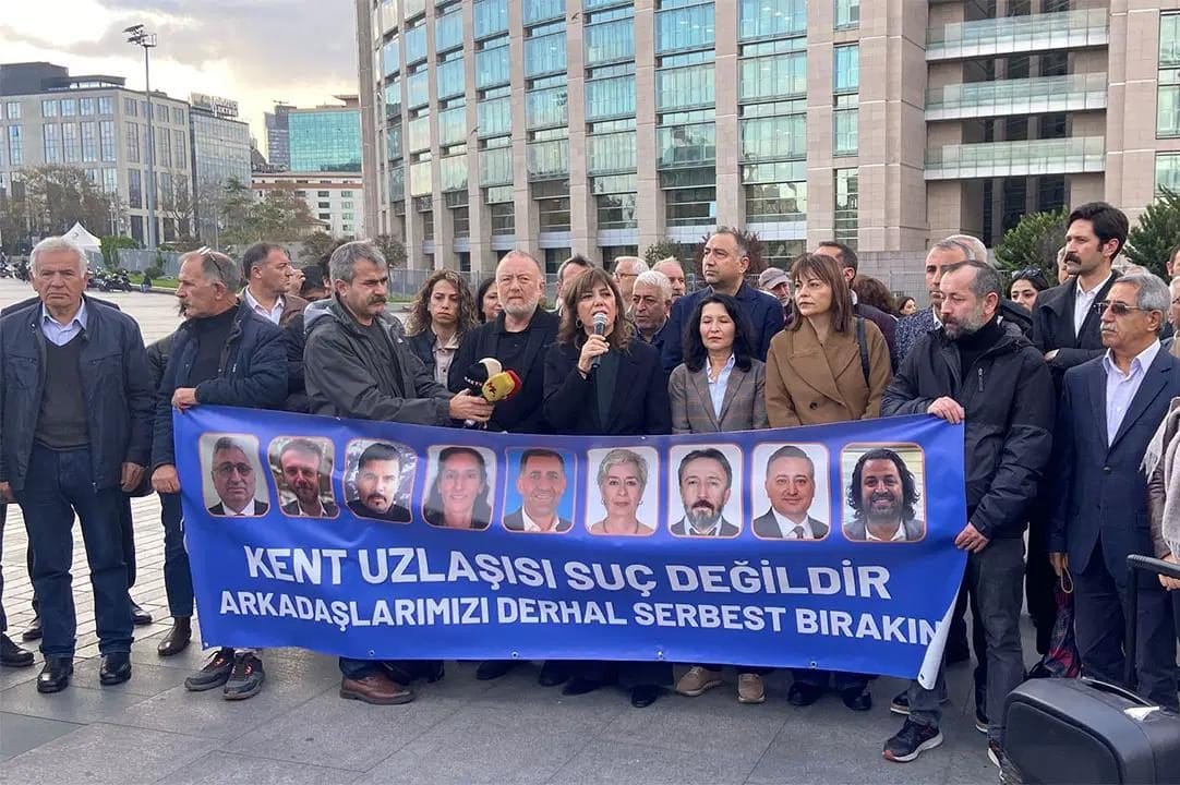 ‘Kent Uzlaşısı’ davasında duruşma günü: 9’u tutuklu 10 kişi yargılanıyor