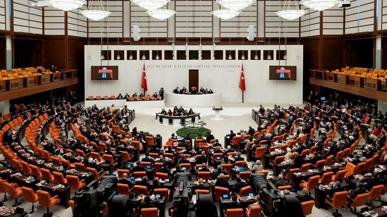 TBMM Gündemi: 11. Yargı Paketi ve 2026 Bütçe Görüşmeleri Yargı