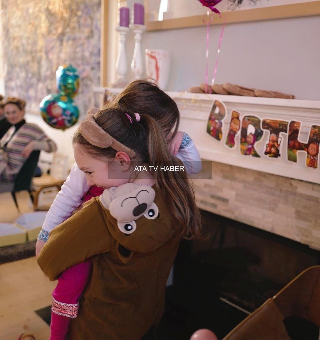 Meryem Uzerli CNR Gözlük Fuarında Samimi Açıklamalar Yaptı