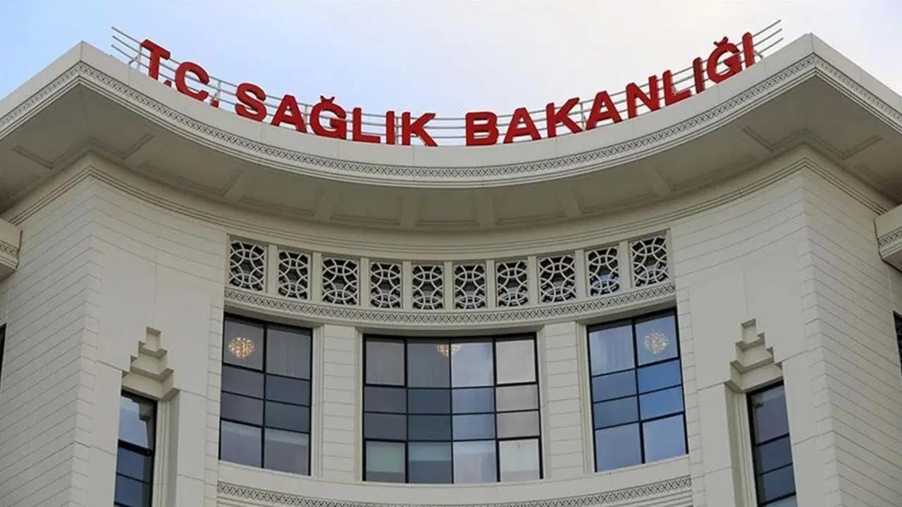 saglikta-yeni-skandal-hastalarda-sahte-tibbi-urun-kullanildi-DtKlJ8H1.jpg