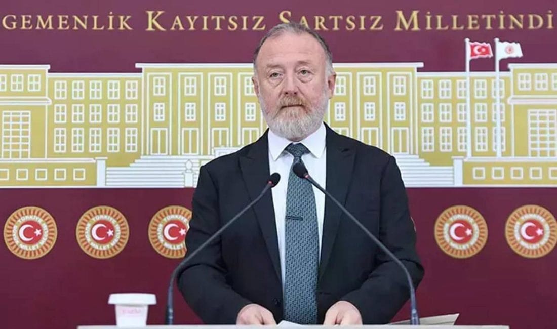 Sezai Temelli’den ‘Selahattin Demirtaş’ tepkisi: Mahkeme kararı uygulamayarak suç içliyor Sezai Temelli: AİHM kararı uygulanmıyor, bu durum hukuki sorun yaratıyor