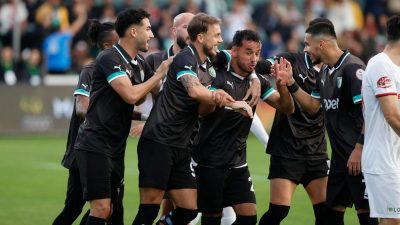 Sipay Bodrum FK evinde farklı kazandı Sipay Bodrum FK, Arca Çorum FK’yı 4-0 Mağlup Etti Trendyol