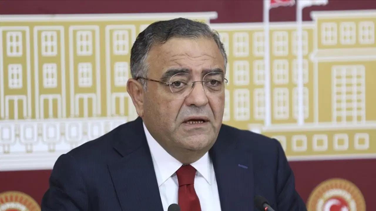 Tahir Elçi, Dört Ayaklı Minare Önünde Yapılan Anma Töreniyle Anıldı