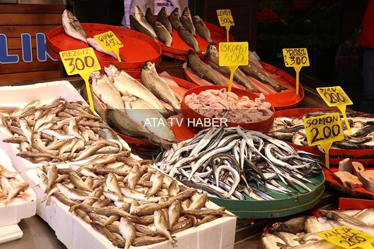 Ortahisar Balık Pazarında Hamsi Bolluğu: Fiyatlar ve Balıkçıların Değerlendirmesi