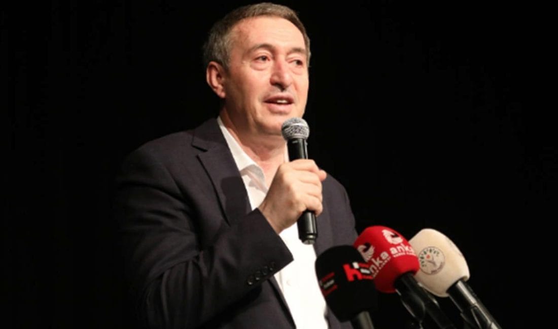 Tuncer Bakırhan’dan CHP’ye ‘İmralı’ tepkisi: ‘Beklentimiz bu değildi, bir yere not ettik’ DEM Parti’den CHP’nin İmralı Heyeti Kararına Tepkiler Halkların Eşitlik ve