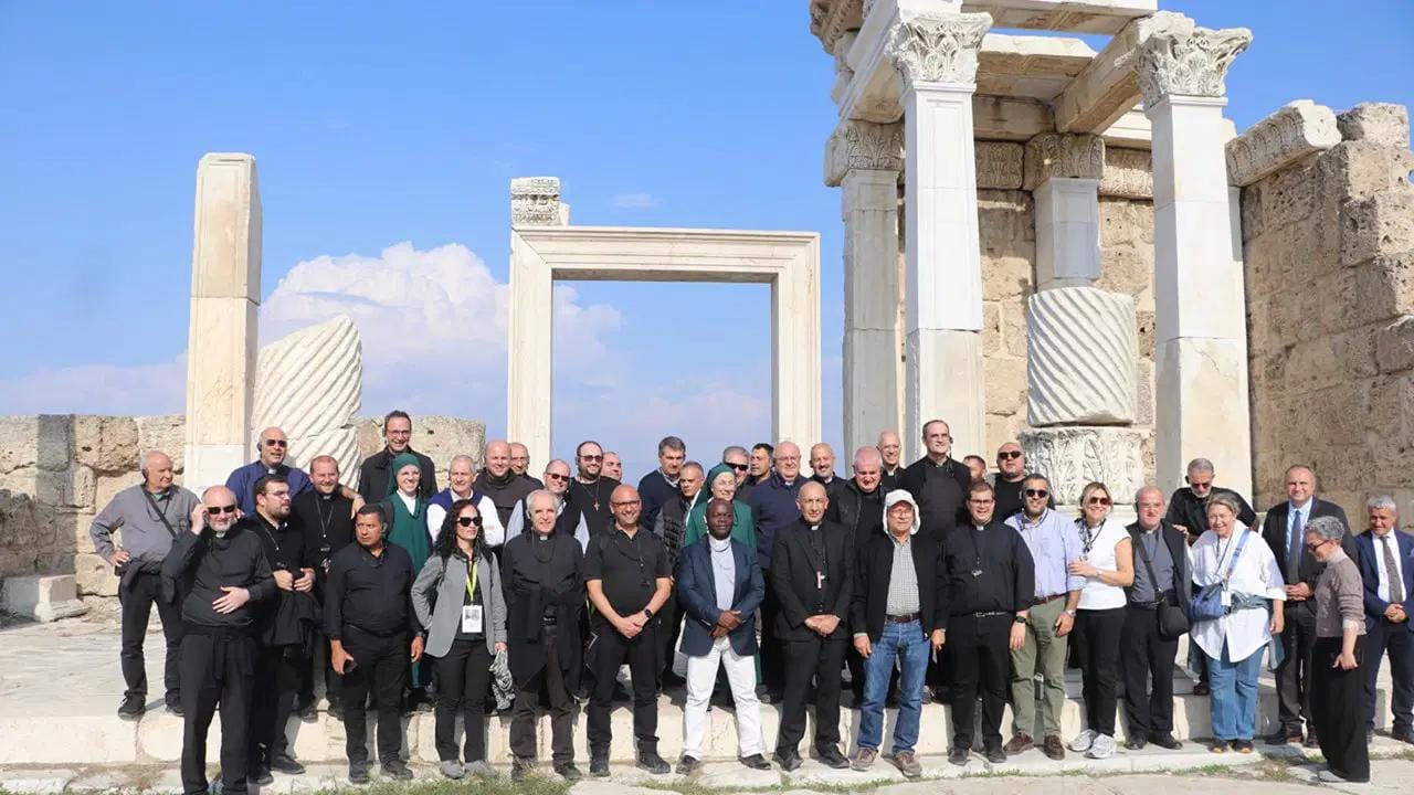 Papa 14. Leo’nun Temsil Heyeti Denizli’de: Hierapolis ve Laodikya İncelemesi