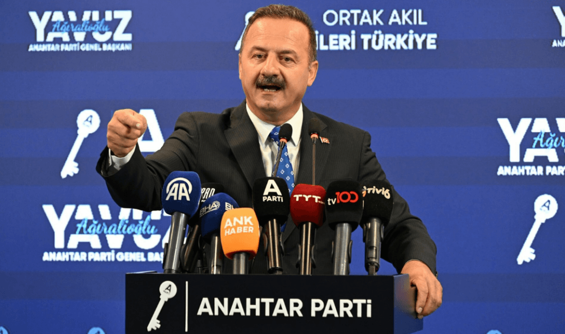 Anahtar Parti Genel Başkanı Yavuz Ağıralioğlu Mersin İl Başkanlığı Açılışında