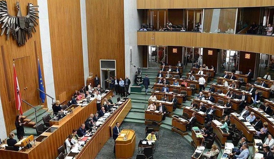 Avusturya Parlamentosu Başörtüsü Yasa Tasarısını Kabul Etti Avusturya parlamentosu, 14