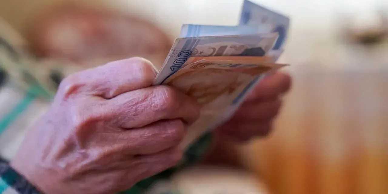 bankalar-yarisa-girdi-emekli-promosyon-tutarini-arttiran-arttirana-Y1NkzdR4.jpg