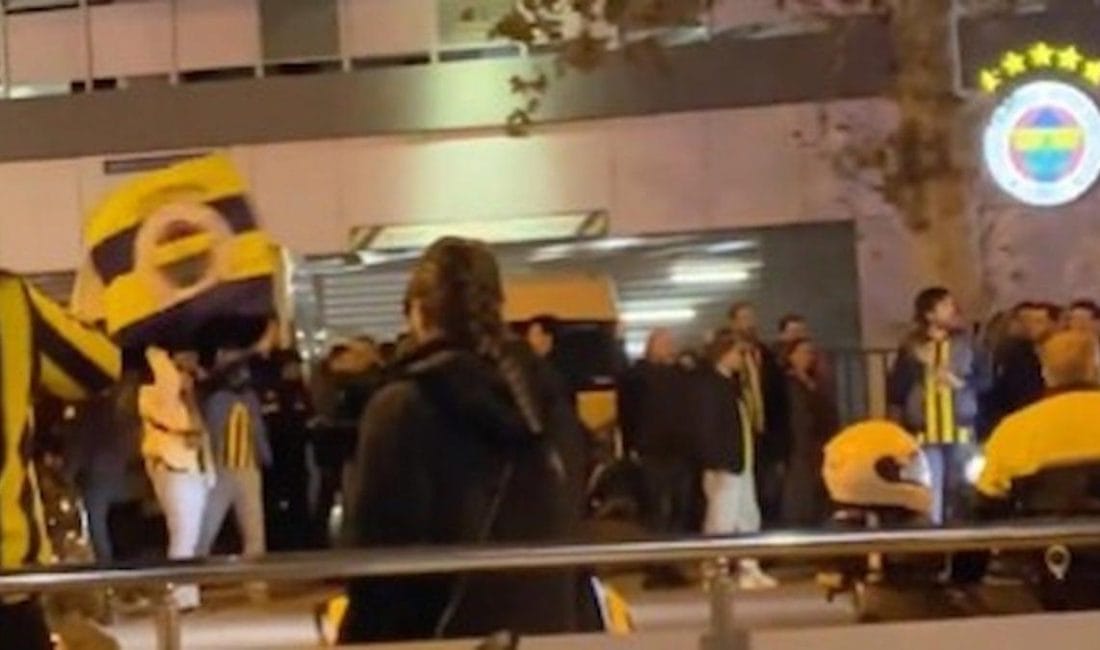 Fenerbahçe Başkanı Sadettin Saran Gözaltına Alındı — Taraftarların Destek Gösterileri